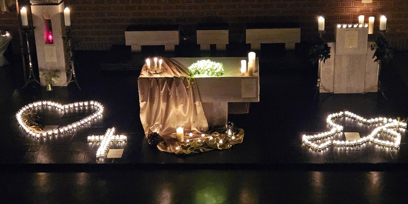 Lichterfest 2025 / Nadja Hutter Altarbereich