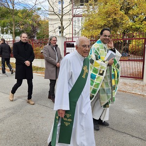 Prozession zum Kriegerdenkmal