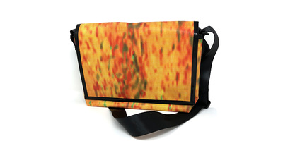 Messenger Bag 'Die Liebe weint' / © Diözese Eisenstadt