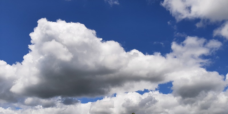 Himmel über Eisenstadt / Diözese Eisenstadt / N. Faiman