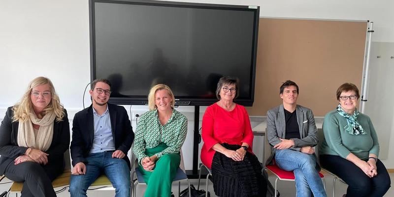Ein starkes Team für den Religionsunterricht in der Diözese Eisenstadt FI Tatjana Steurer-Kiss, FI Matthias Weber, FI Katja Marth, Schulamtsleiterin Andrea Berger-Gruber, FI Lukas Pallitsch, FI a.D. Renate Heller